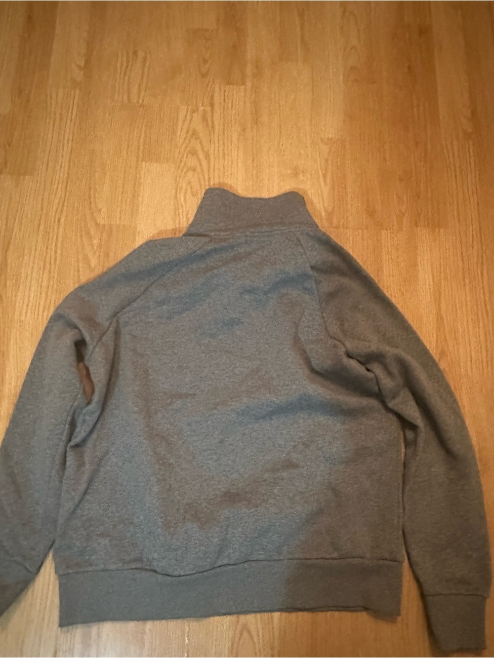 Under Armour - Picture 2 of 4